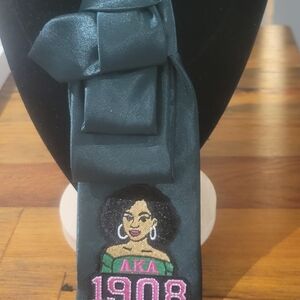 ALL TIED UP: Fashionable Ties